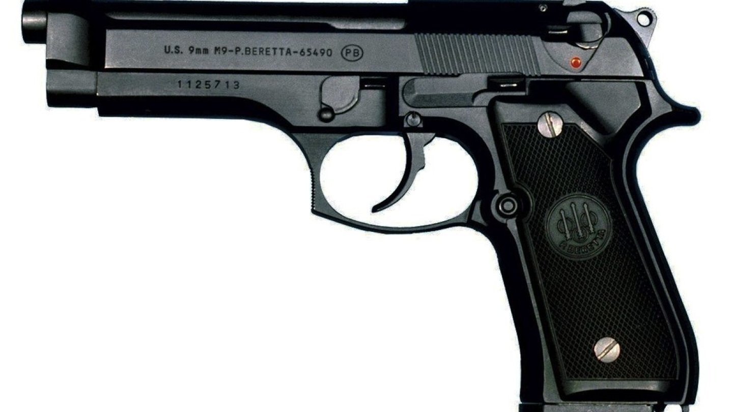 1024px-m9-pistolet.jpg