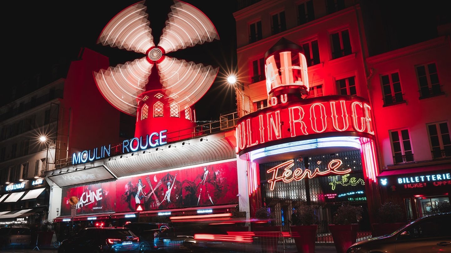 Au Moulin Rouge, gardez les boas, mais libérez les pythons!